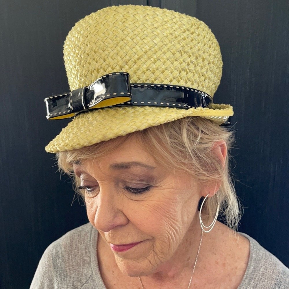 💛 yellow vintage hat 💛